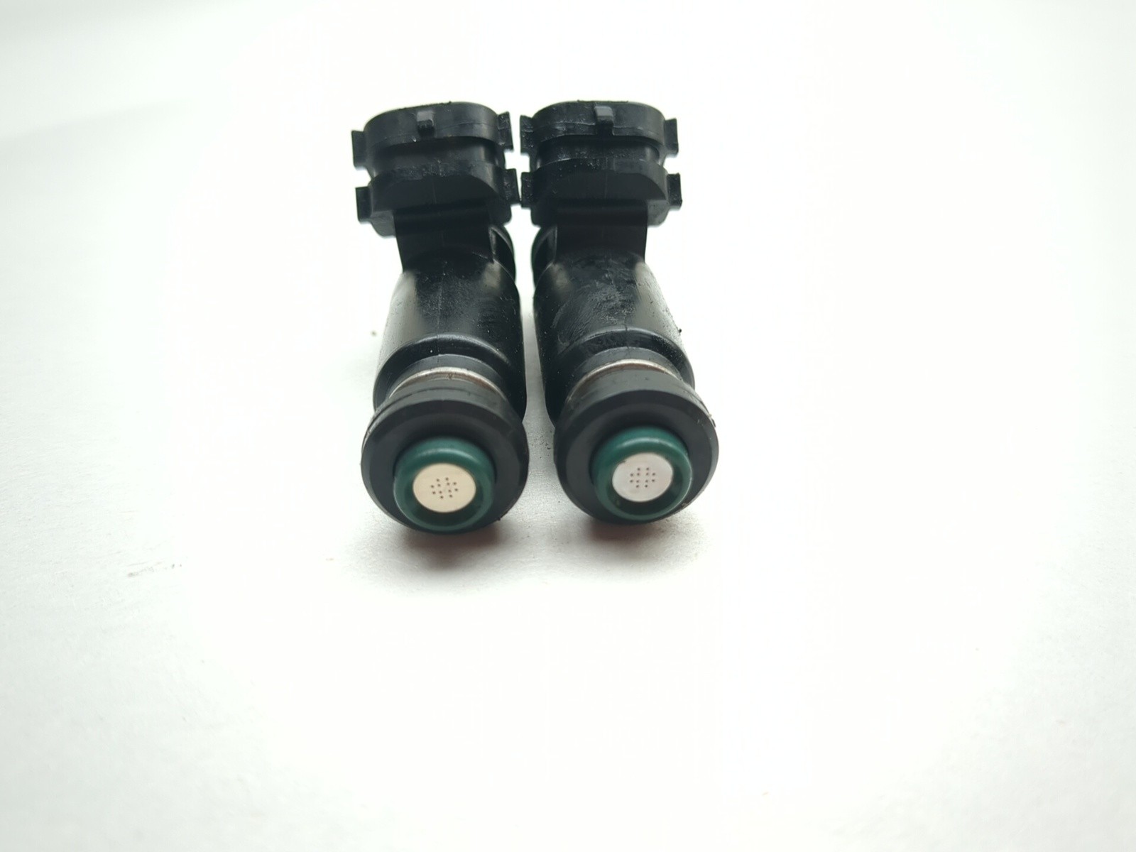 05-08 Honda VTX1800C Front Rear Fuel Injector Set 16450-MCH-004