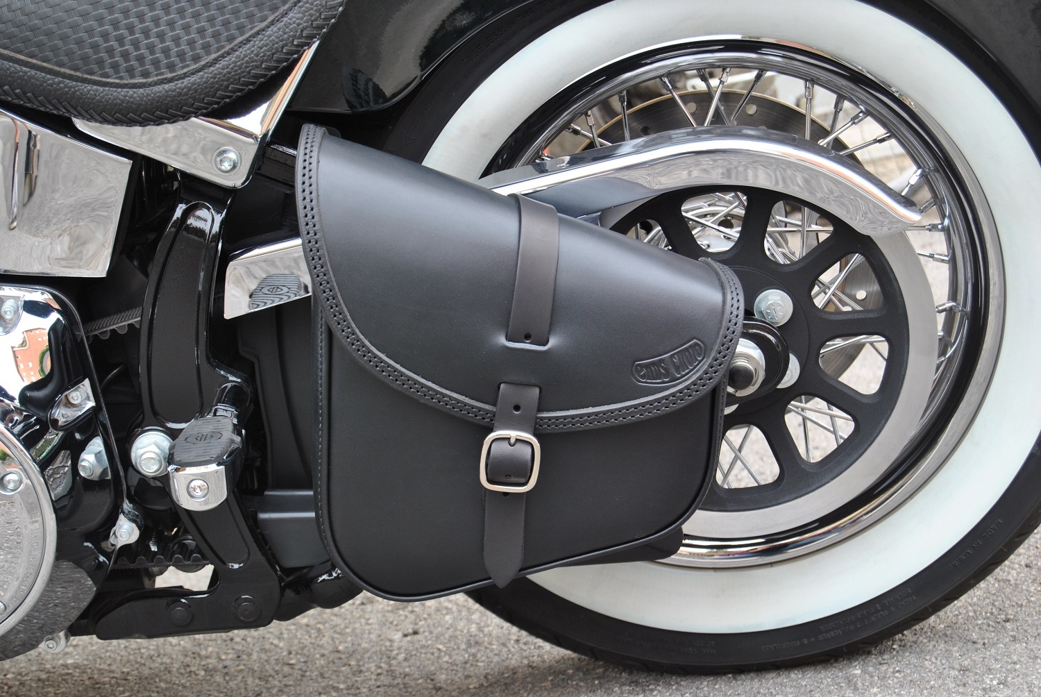 SADDLE BAG FOR HARLEY DAVIDSON SOFTAIL AND RIGID FRAME ITALIAN LEATHER HANDMADE