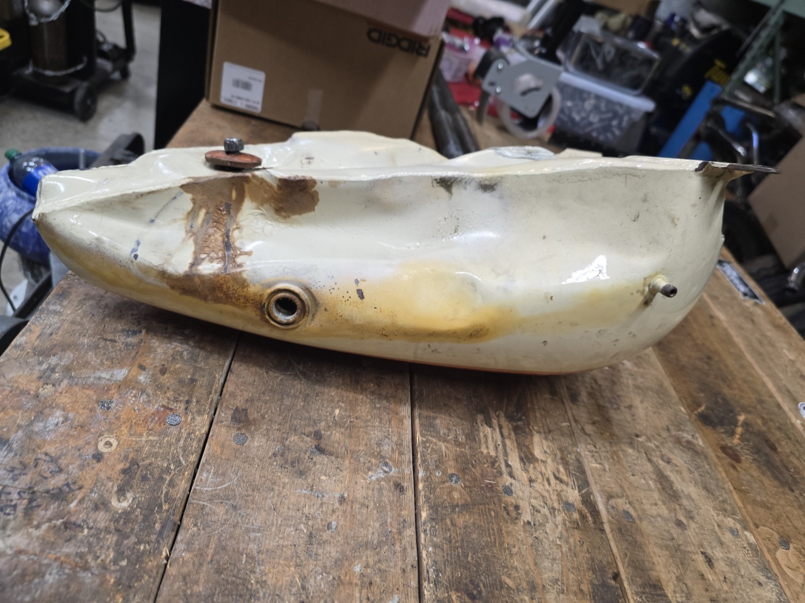 67- 74 Harley Shovelhead 3.5 Gallon Tanks With Panhead Badge’s FX FL FLH OEM