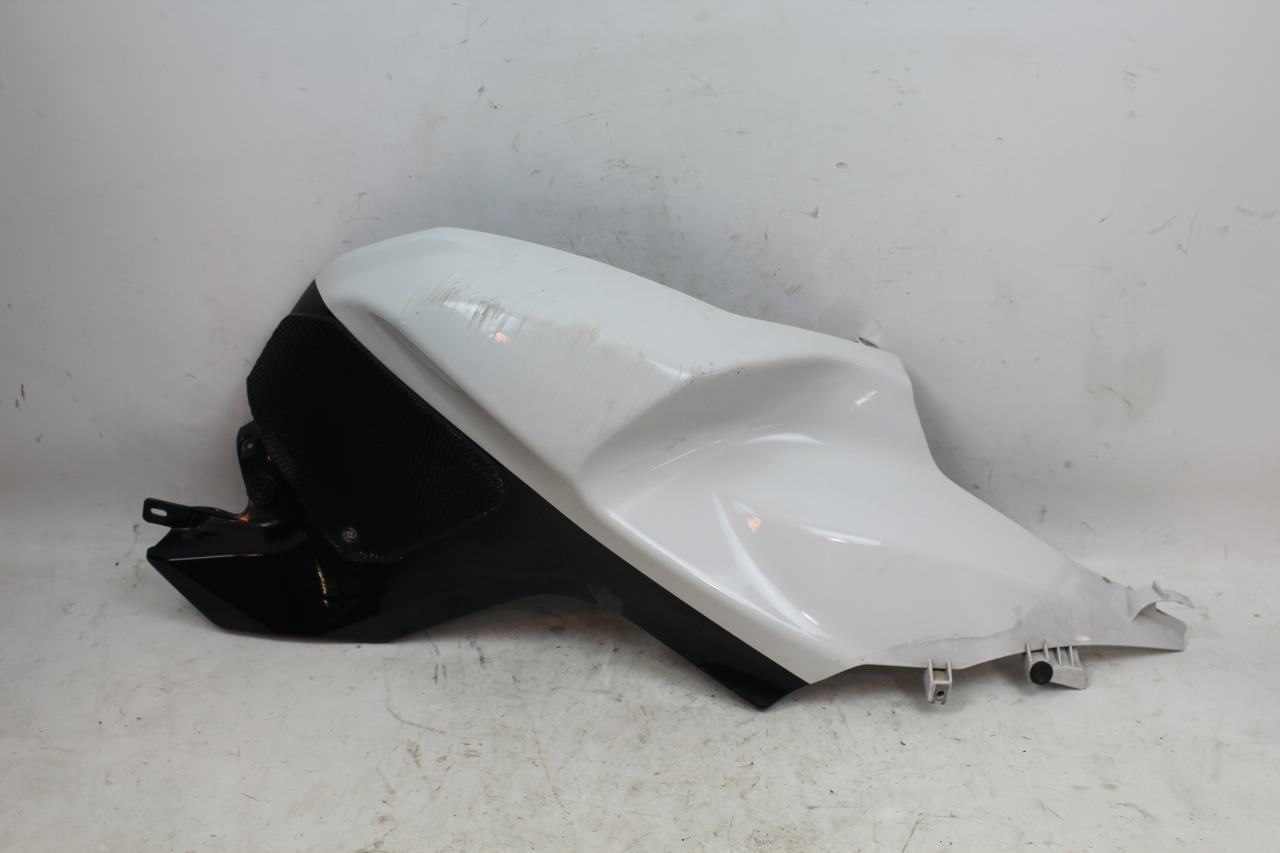 BMW K1300S 1300 09-14 Right Side Fuel Gas Tank Fairing Cover DAMAGE 46637720422