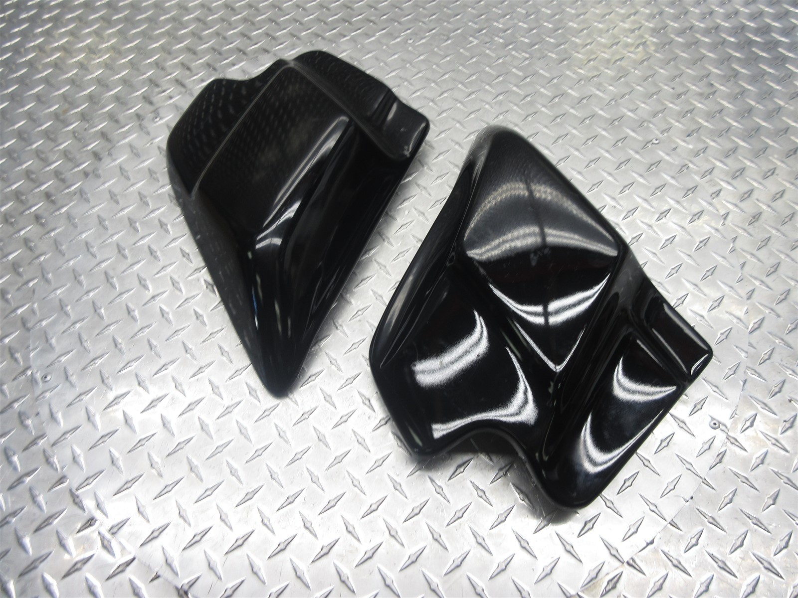 1998 98 Harley Davidson FLHTCUI Electra Glide Ultra Classic OEM Side Covers Pair