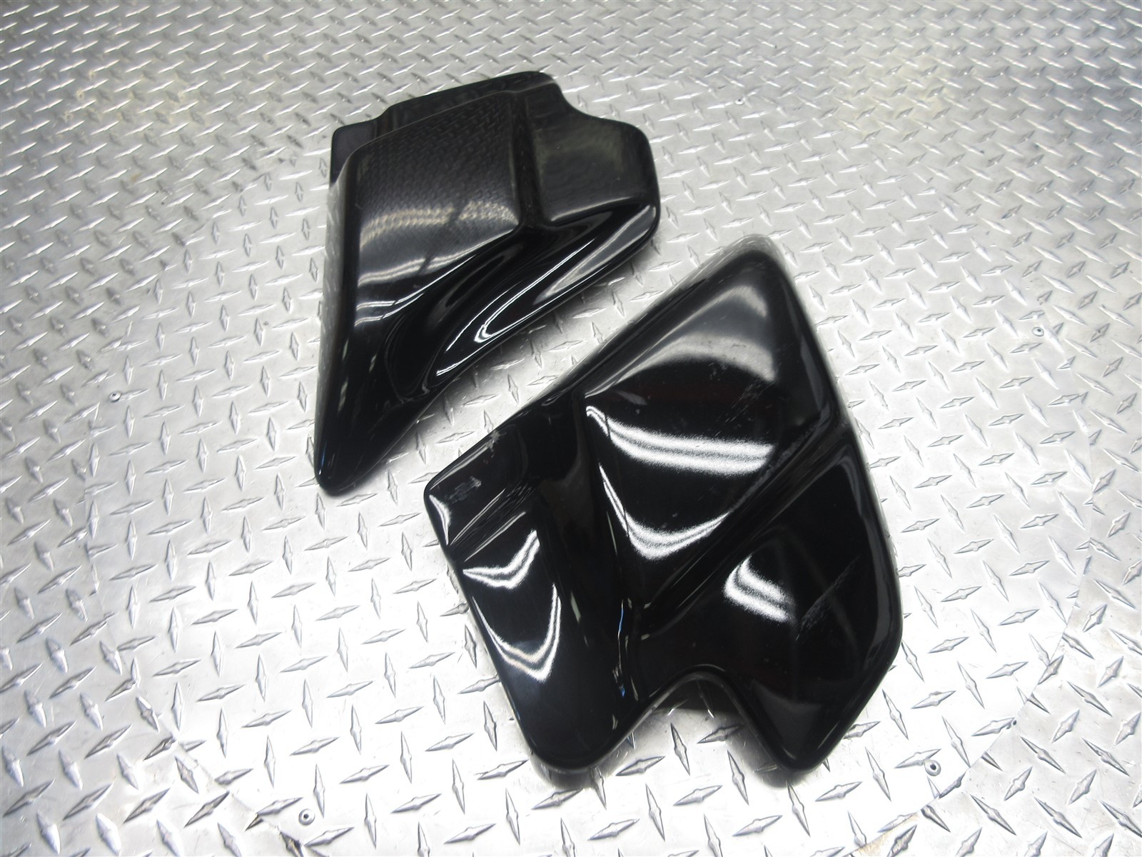 1998 98 Harley Davidson FLHTCUI Electra Glide Ultra Classic OEM Side Covers Pair