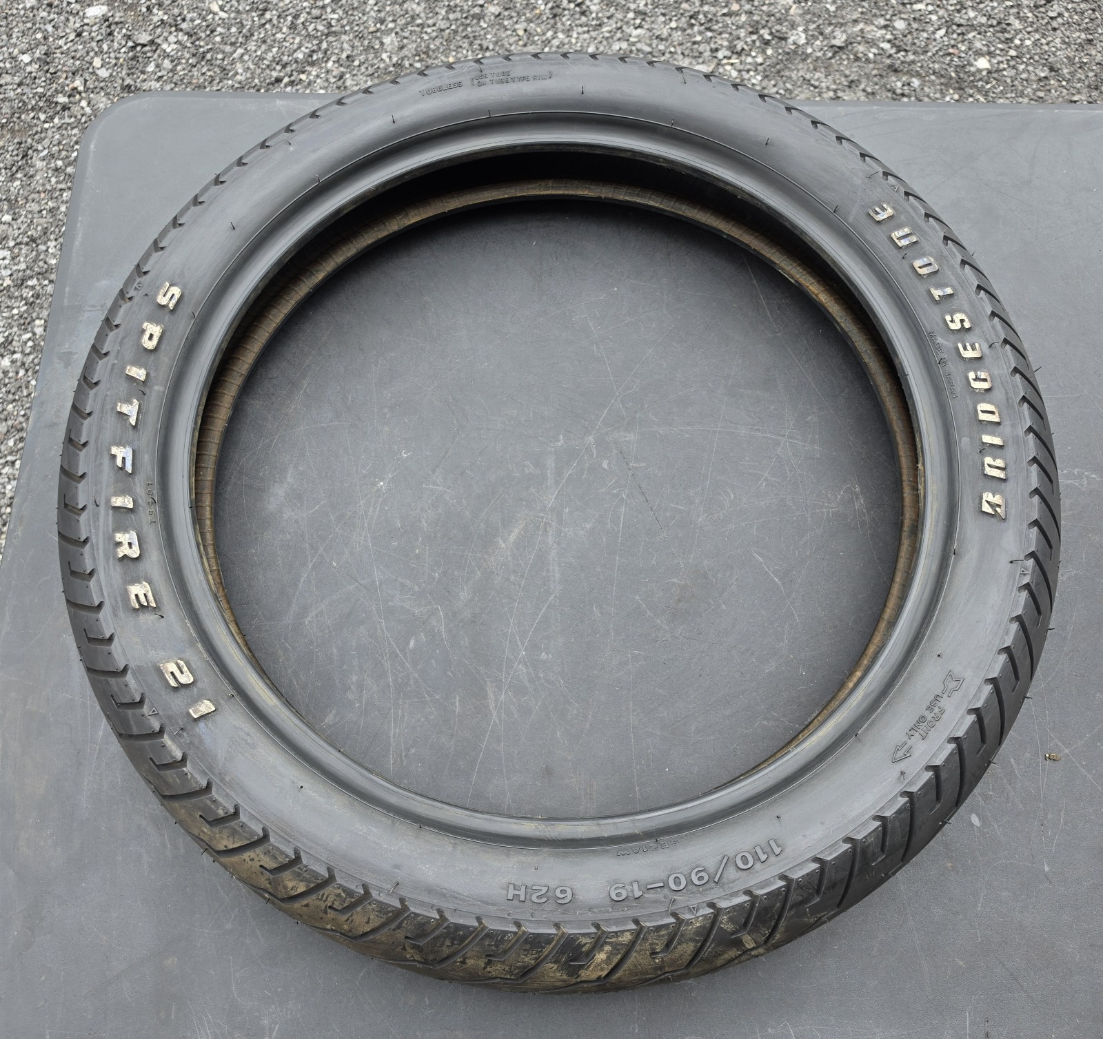 Vintage NOS Bridgestone Spitfire 21 Tire 110/90-19 Tubeless 62H made in JAPAN