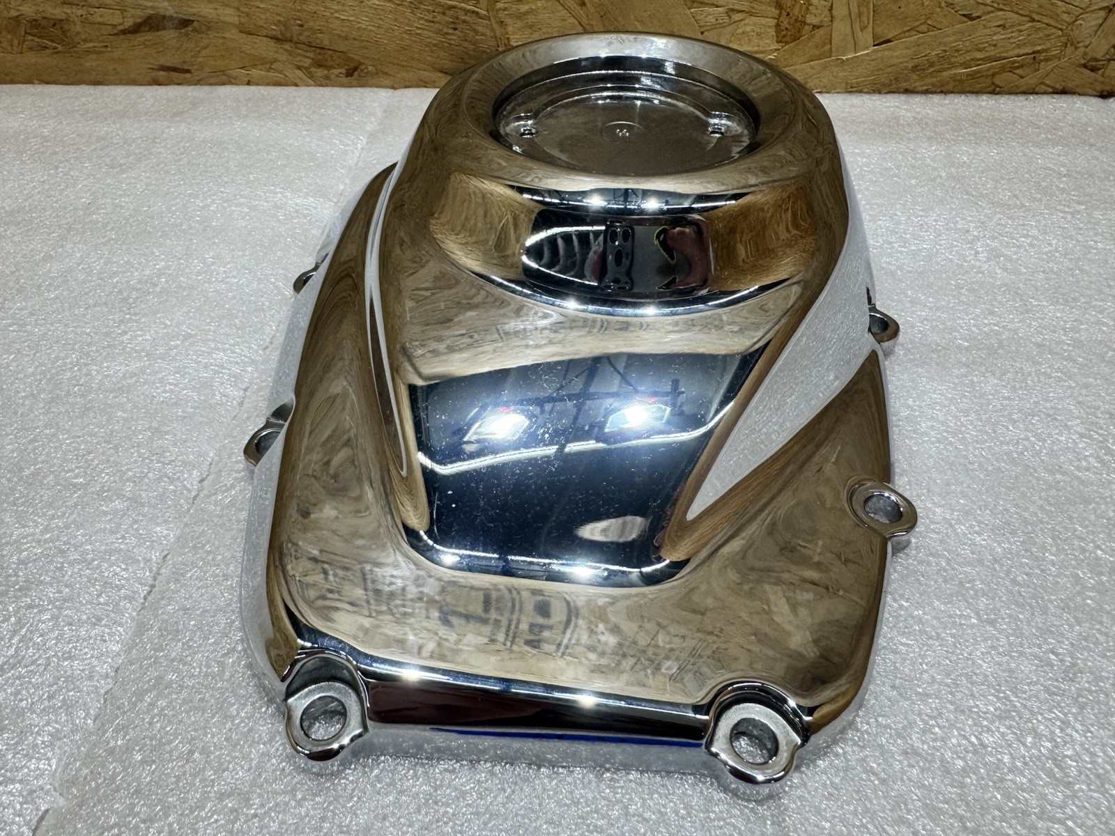 Genuine Harley-Davidson Milwaukee 8 Chrome Cam Cover OEM 25700368