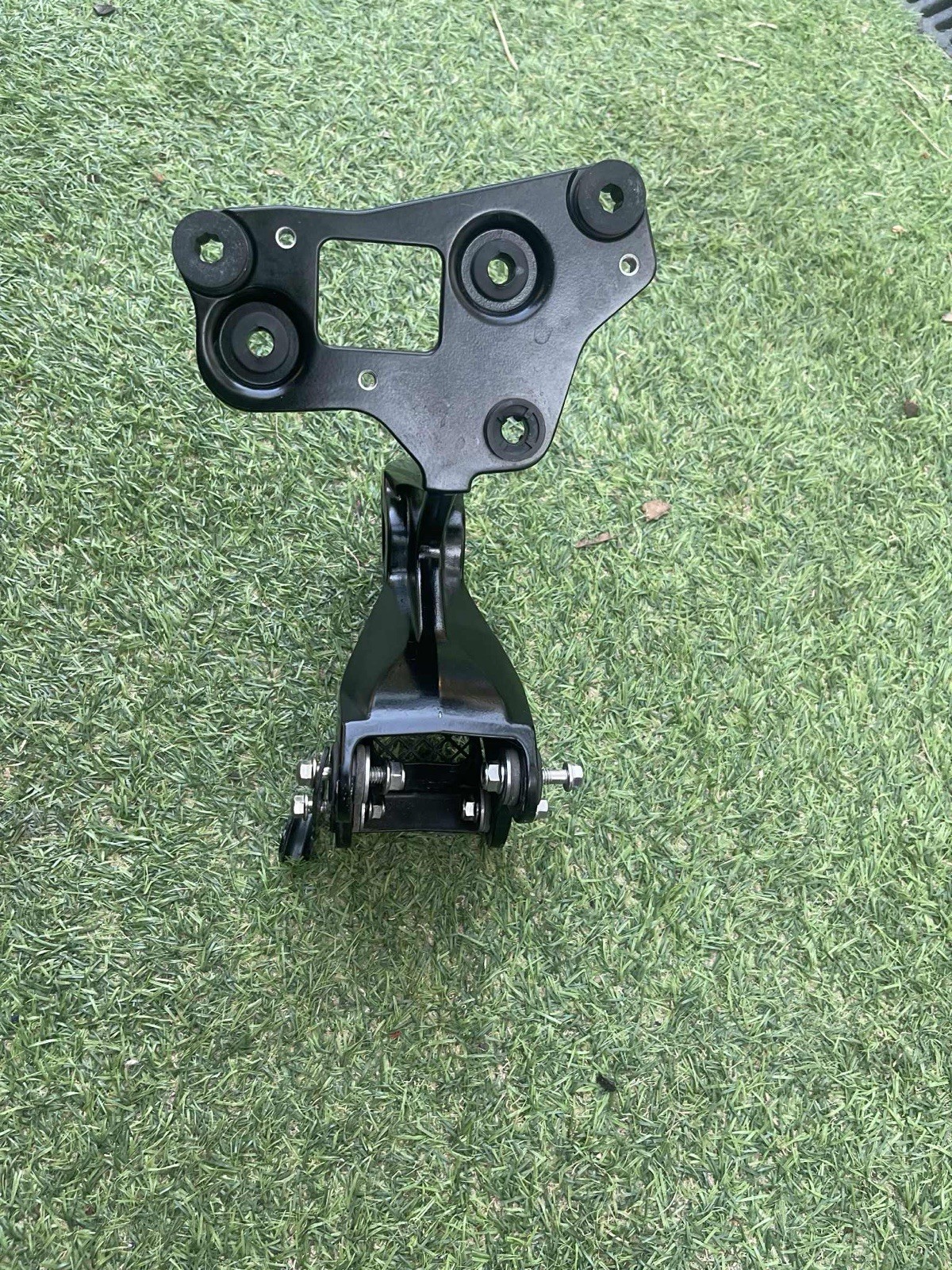 07-12 Triumph 675 Street Triple Upper Fairing Headlight Stay Mount Bracket 27023