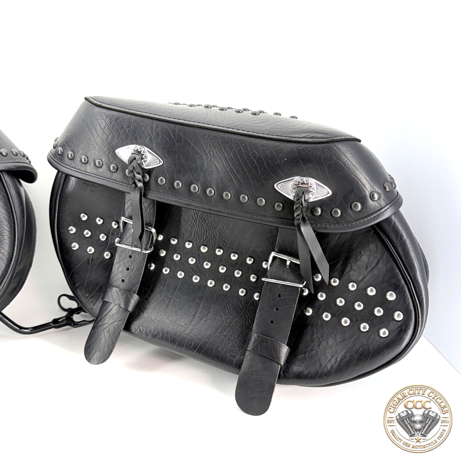 OEM 09-15 HARLEY HERITAGE SOFTAIL CLASSIC FLSTC STUDDED LEATHER SADDLEBAGS NICE