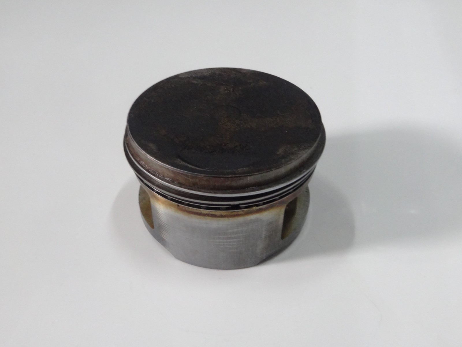 1988-2007 Honda Shadow VLX VT 600 VT600 Piston STD Standard OEM 13101-MM9-000