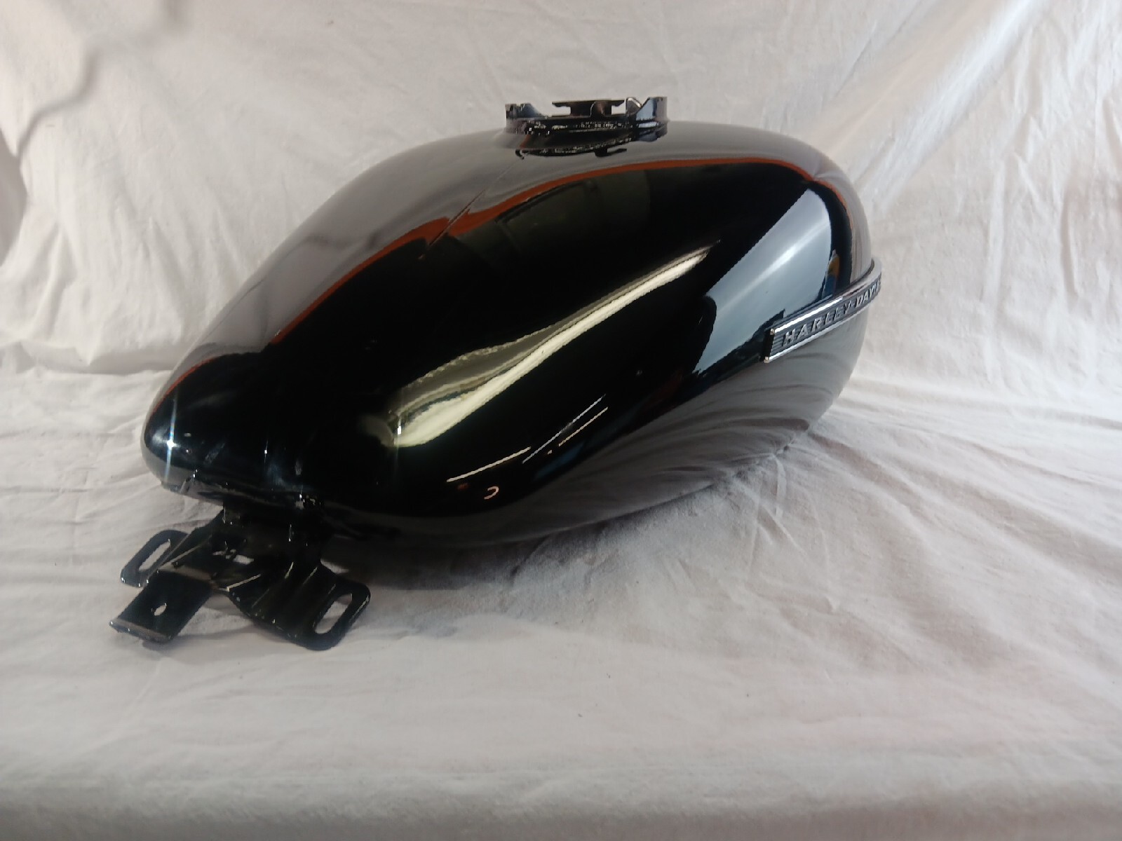 HARLEY DAVIDSON GENUINE 08 – LATER TOURING GAS FUEL TANK 61356-08