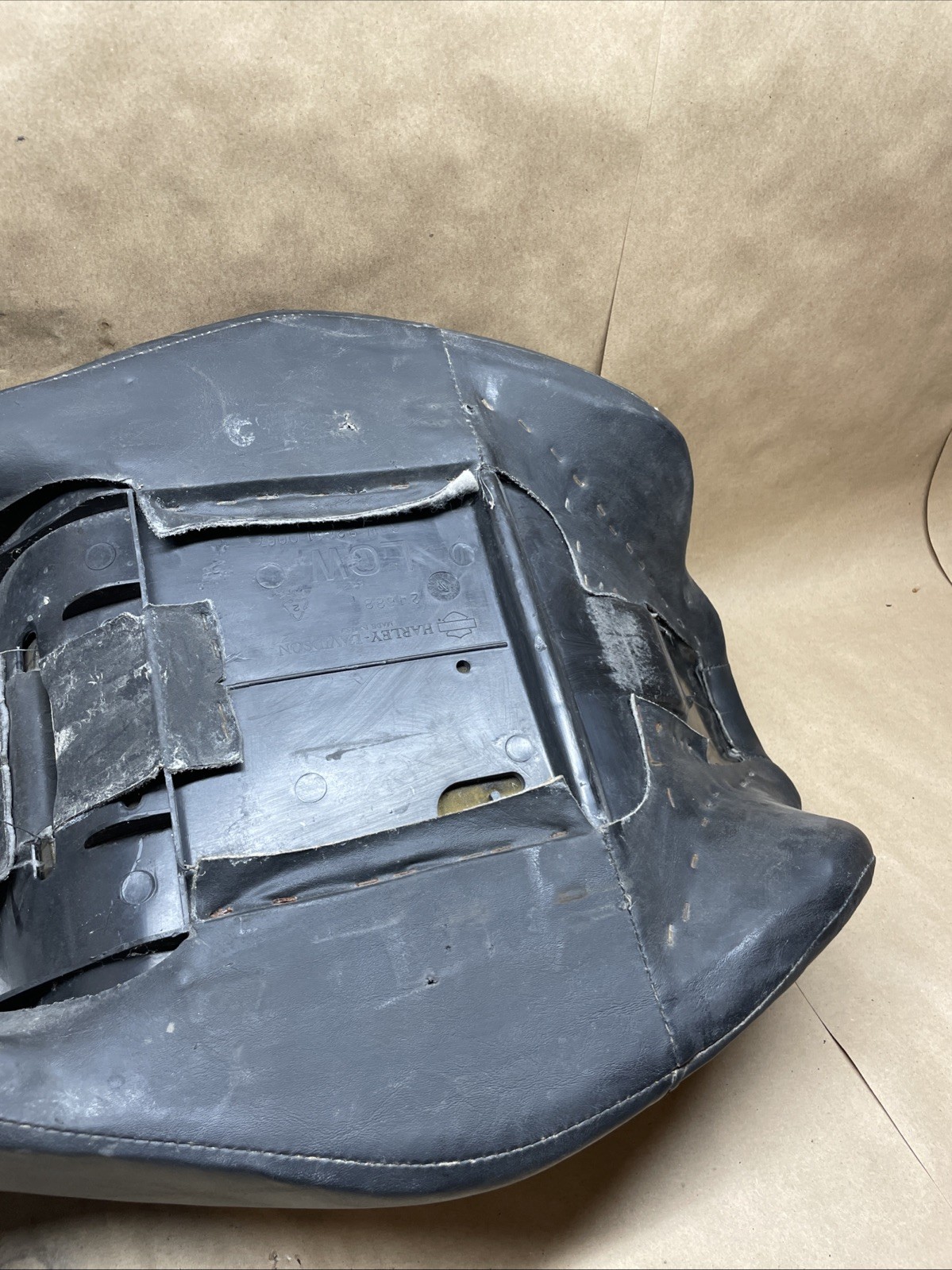17-24 Harley FLHTCUTG Tri Glide Ultra Full One Piece Driver Passenger Seat