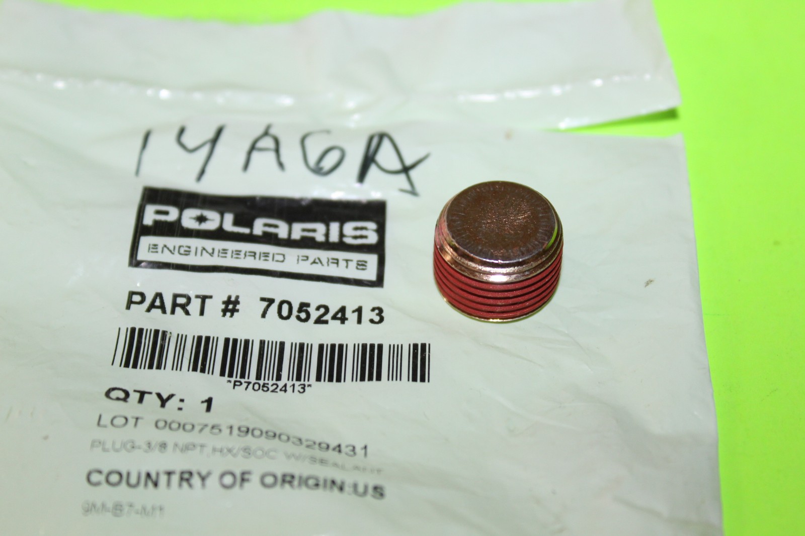 NEW GENUINE POLARIS PLUG-3/8 NPT.HX/SOC W/SEALANT ACE 900 OEM # 7052413