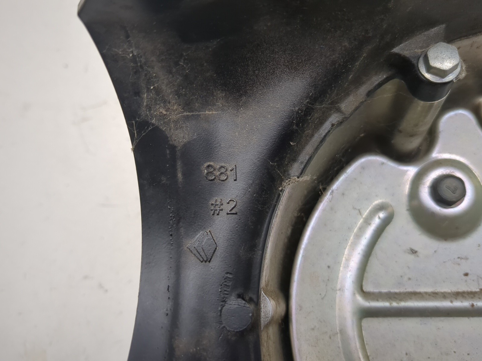 03-08 Kawasaki VN1600 Vulcan Classic Left Engine Motor Cover