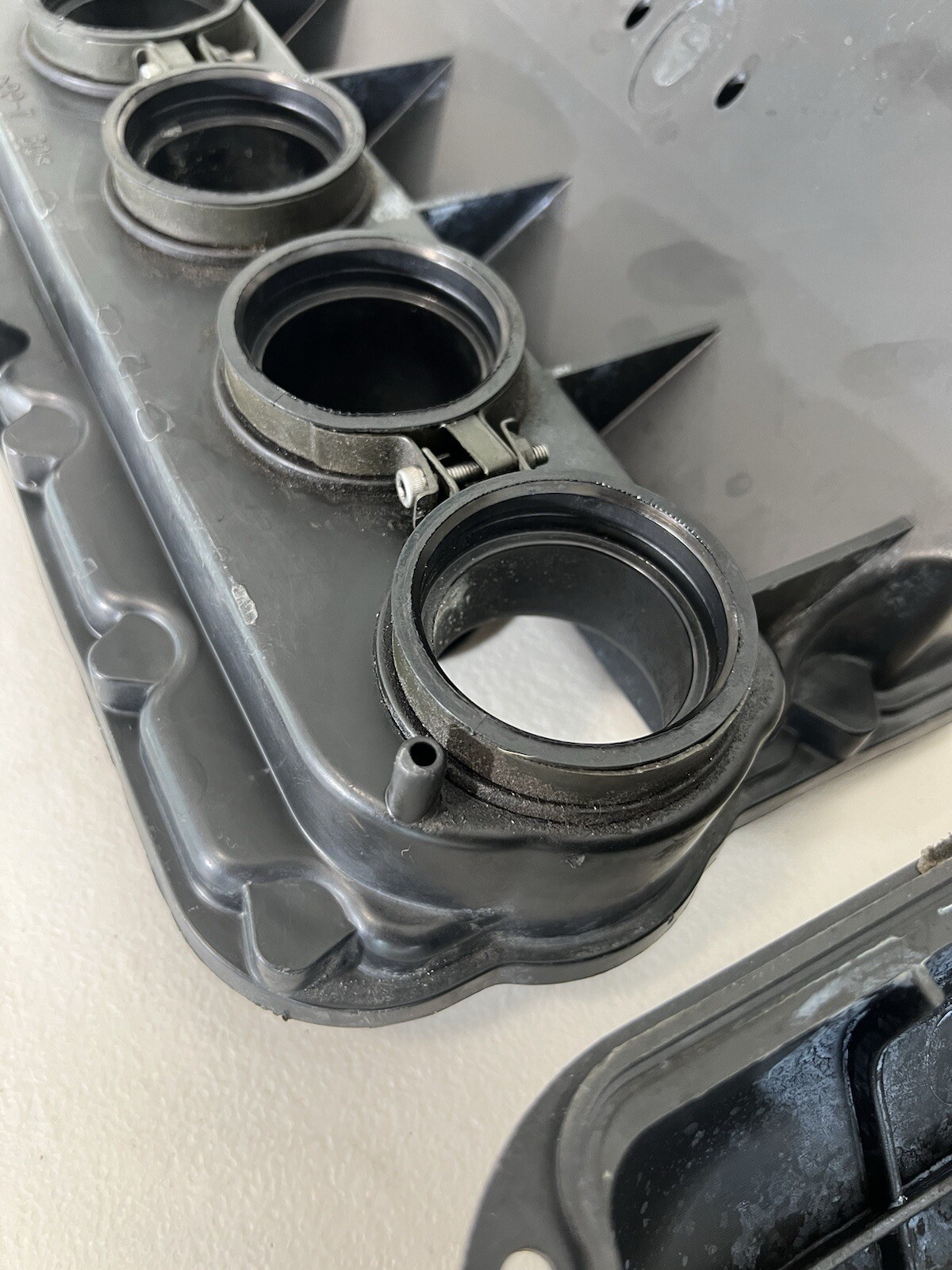 2003 2004 04 Kawasaki Ninja ZX636 ZX-6R ZX-6RR Airbox Air Box Cleaner 11011-0033