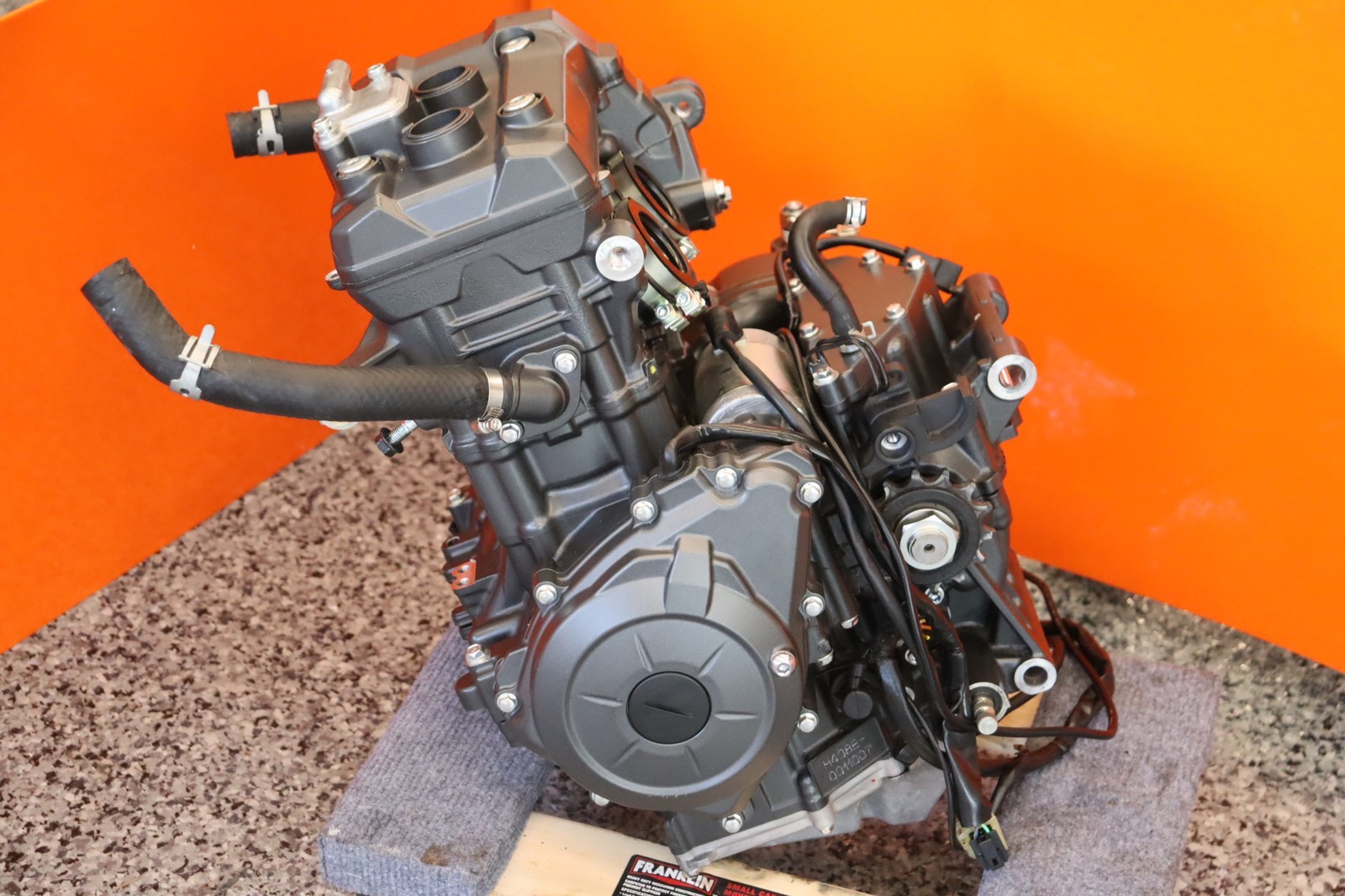 2025 YAMAHA YZF R3 OEM ENGINE MOTOR 30 DAY WARRANTY ***573 MILES***