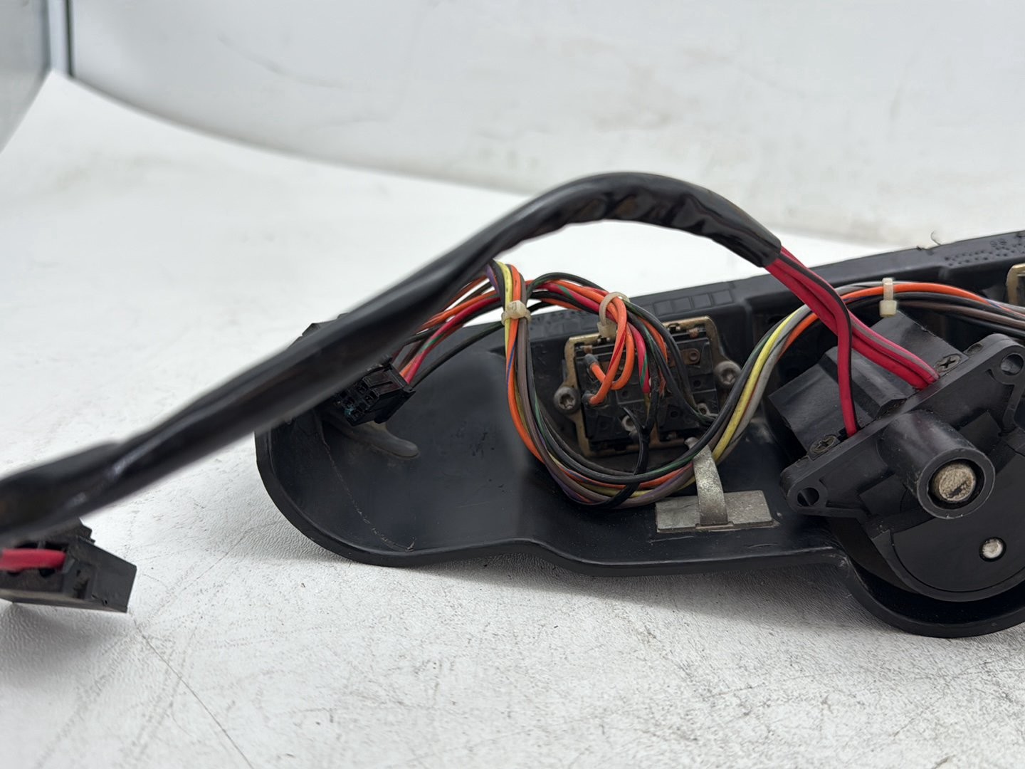 2000 Harley Electra Glide Ultra OEM Dash Ignition Cap Switch Lockset NO Key
