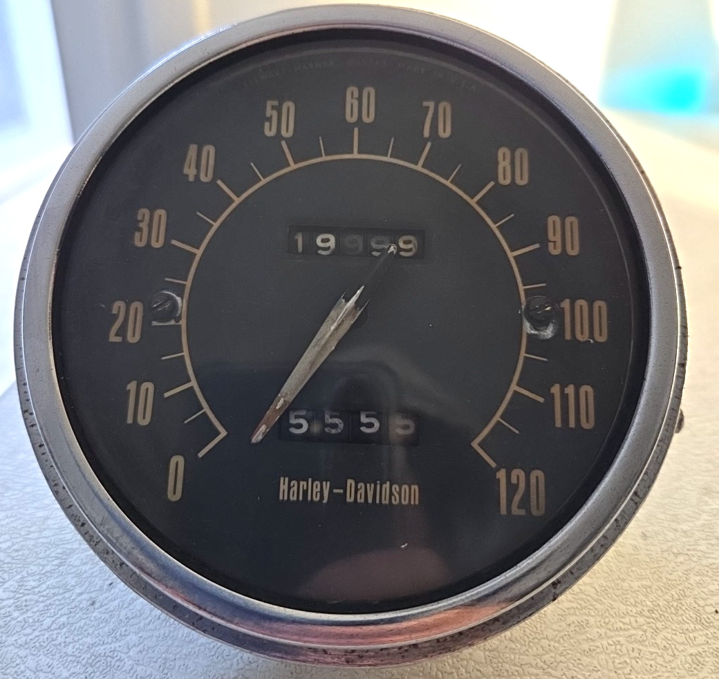 ***** VINTAGE GENUINE HARLEY DAVIDSON 4-1/2″ Motorcycle Speedometer Gauge Analog
