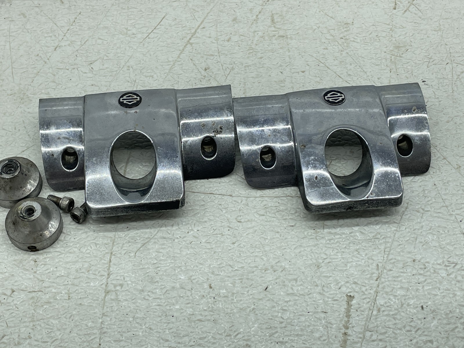 04-06 HARLEY-DAVIDSON SPORTSTER 883 ENGINE MOTOR CHROME PUSHROD SIDE COVERS TRIM