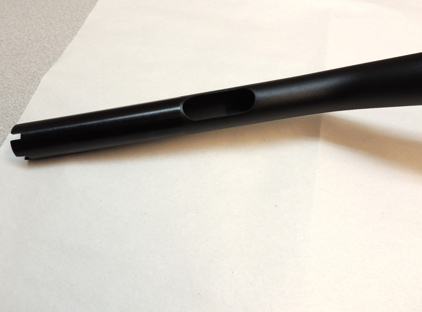 NOS HARLEY 14-20 ROAD KING ’18-20 SOFTAIL ANODIZED BLACK 1.25″ TAPERED MOTO BARS