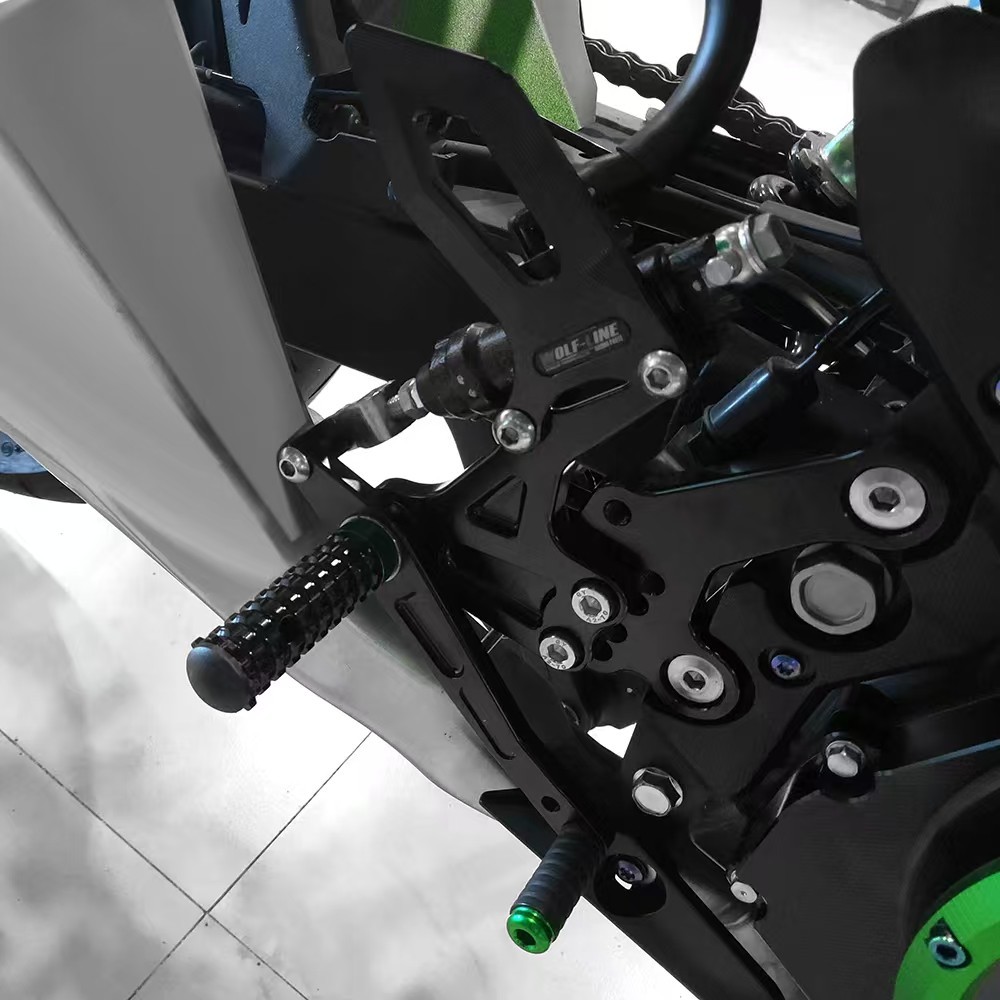 Motorcycle Rear Footpeg Foot Rests For Kawasaki Ninja400 Ninja 250 Z400