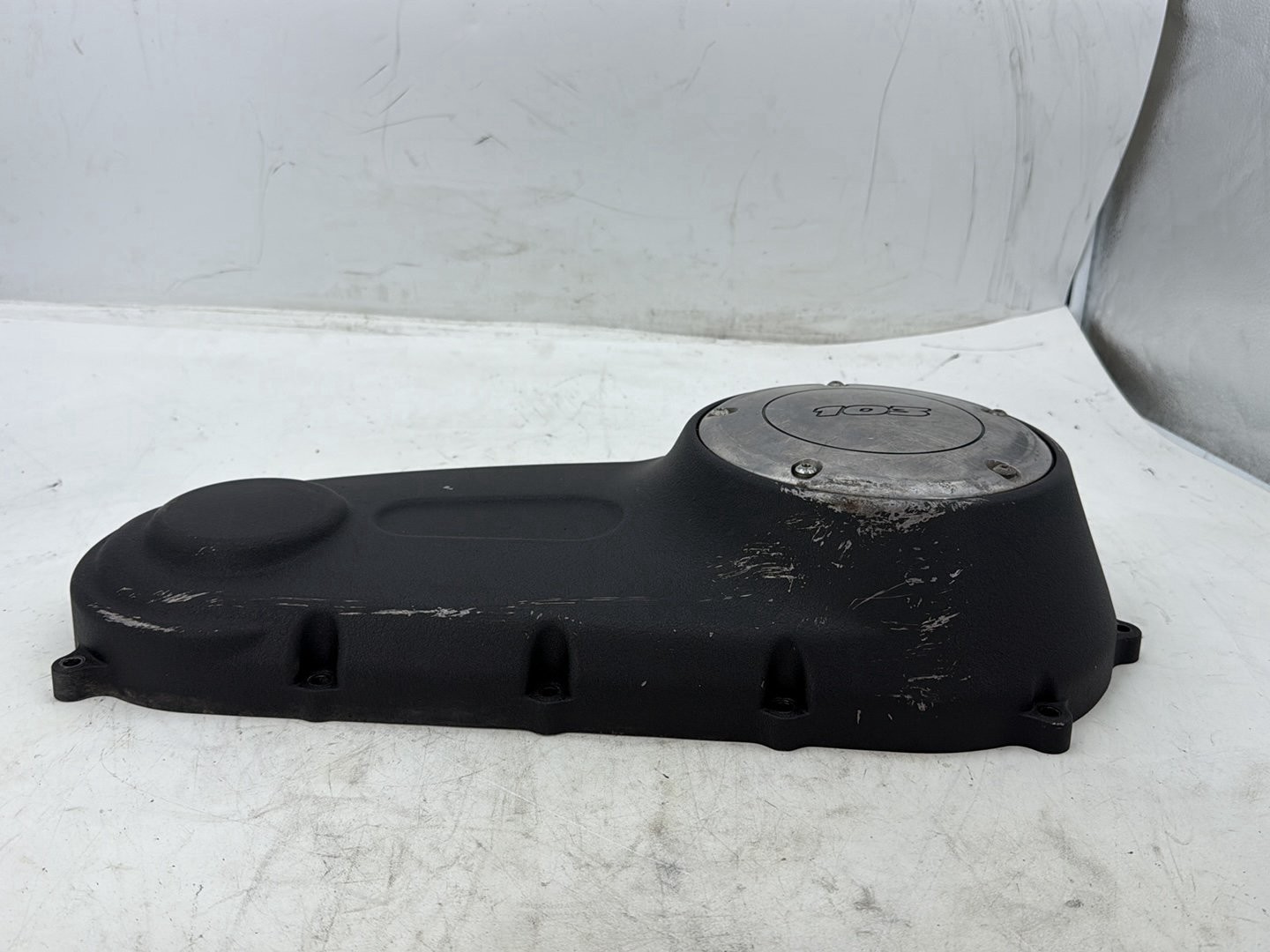 2012 Harley Dyna FXDF Fat Bob OEM Outer Primary Clutch Cover SCRATCHED