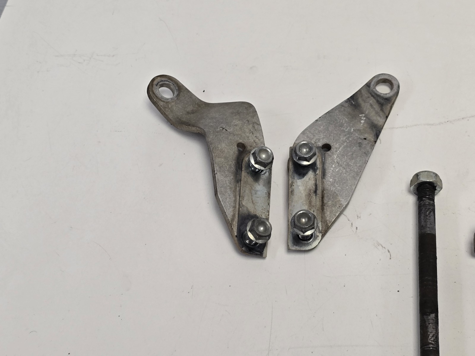 2002 Honda CRF450R Engine Motor Mount Set Kit HM OEM