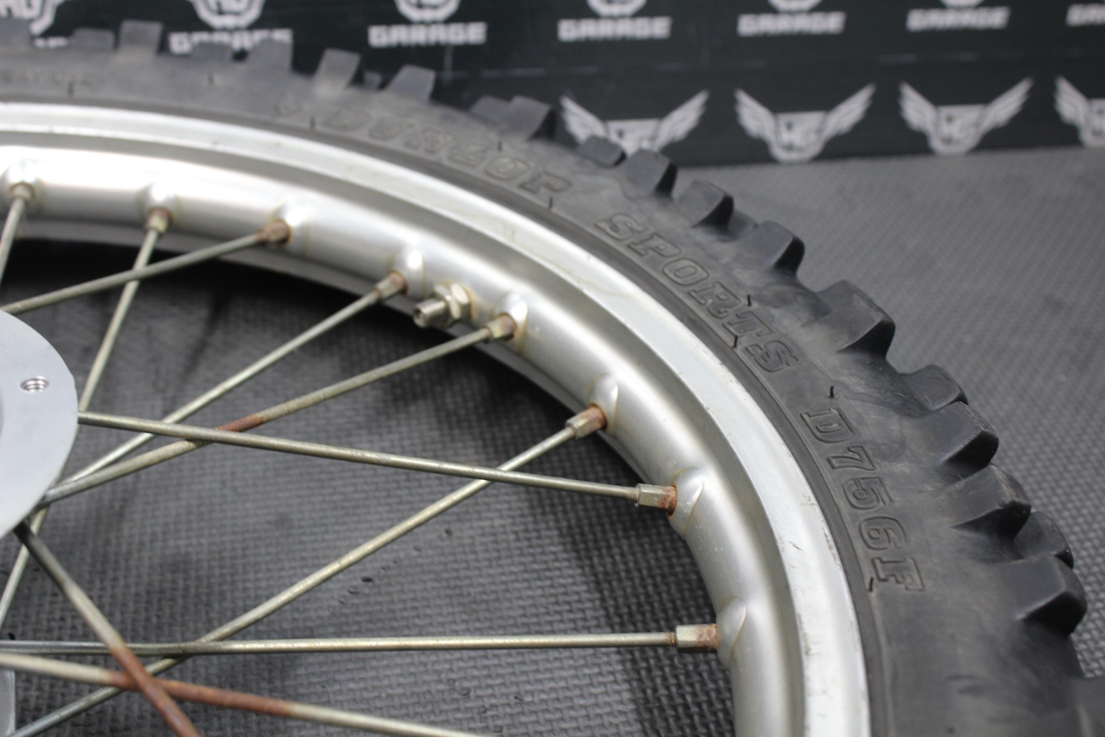 1995 KAWASAKI KX80 17″x 1.40″ 88-97 OEM FRONT WHEEL RIM TIRE 41090-1058