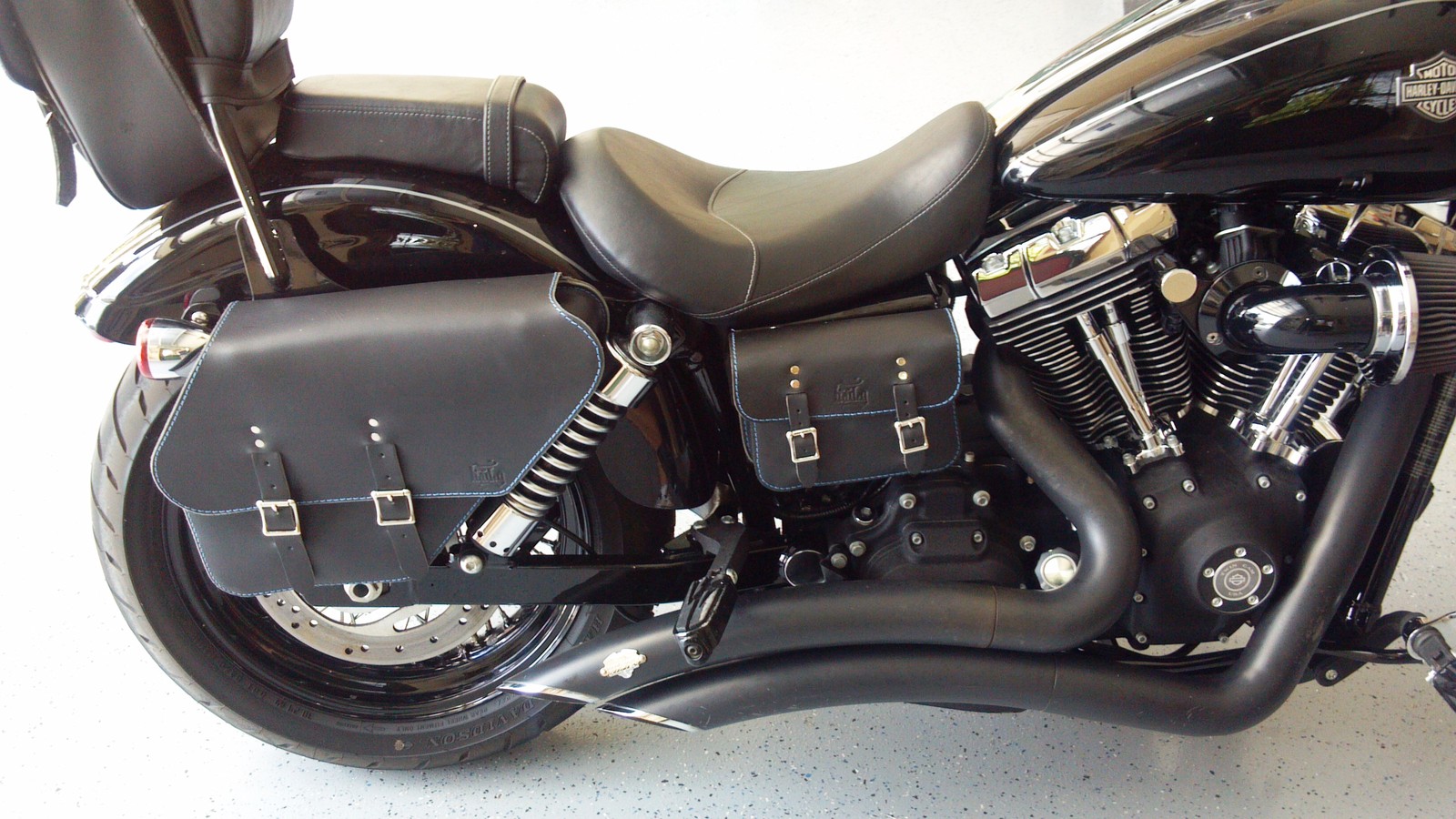 Harley DYNA Square Battery Cover Bag Genuine Leather – DBB03 BAD&G CustomS