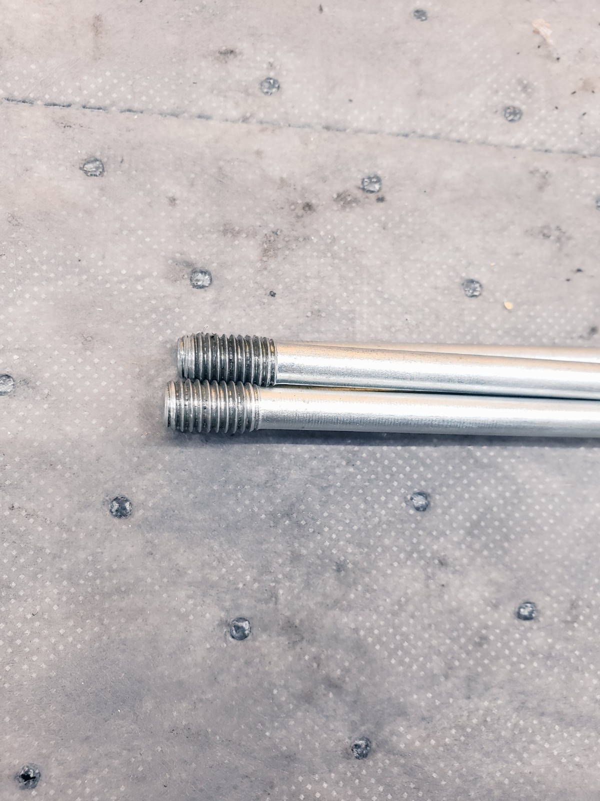 1972 Honda SL125 CYLINDER HEAD STUDS “SEE FITMENT FOR OTHER MODELS”