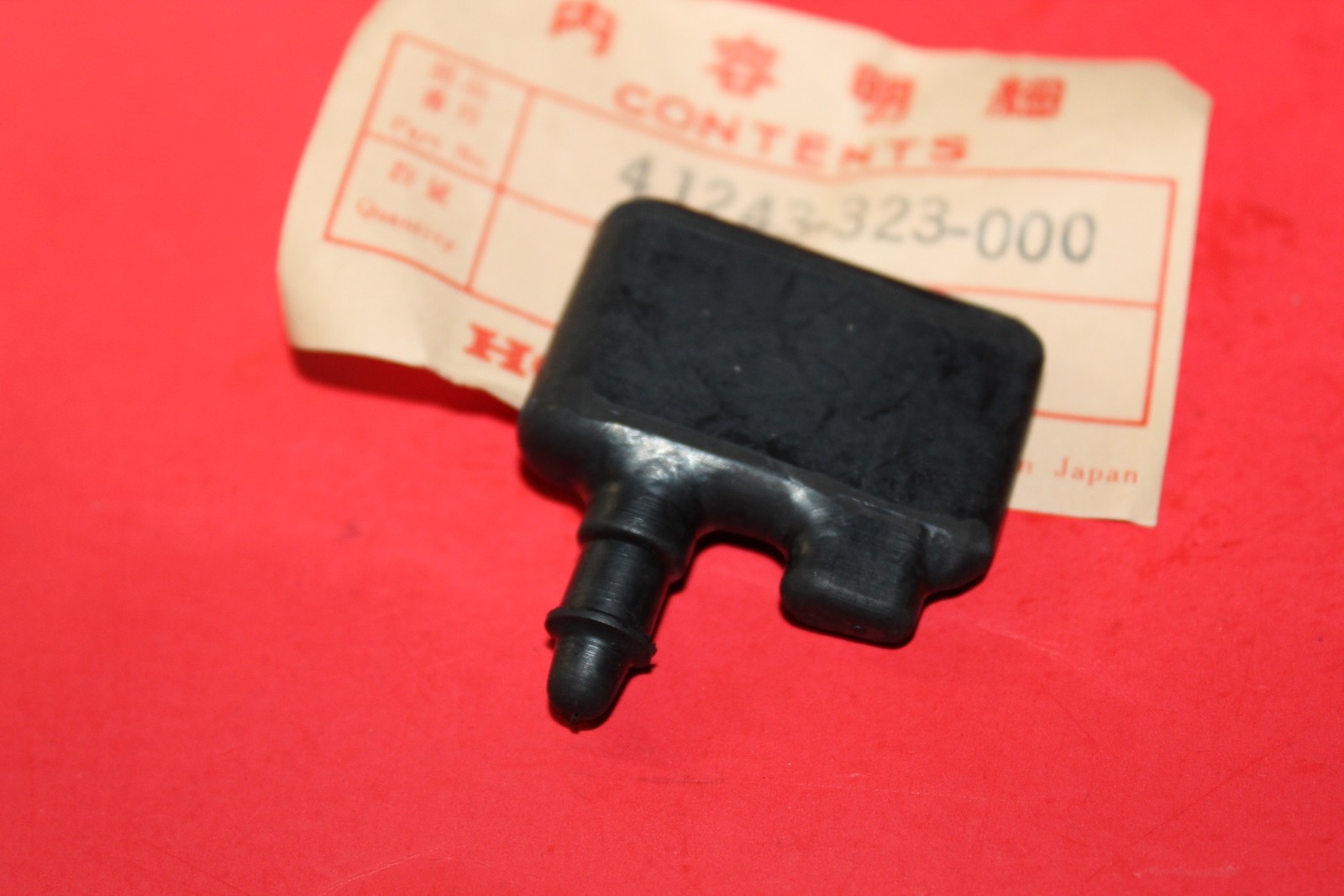 NOS GENUINE FACTORY HONDA CB500 CB550 REAR DAMPER OEM # 41243-323-000