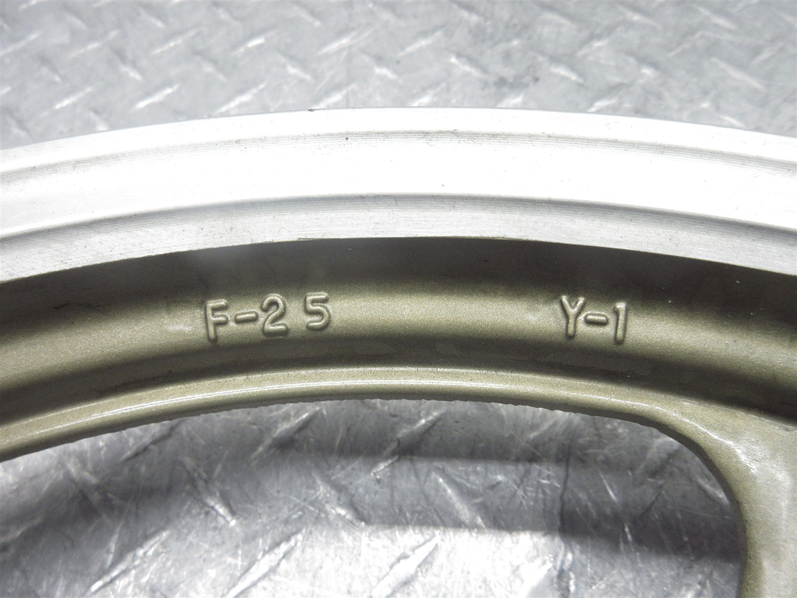 1991 91-99 Yamaha Virago 1100 XV1100 Front Wheel Rim 19×2.15 Straight Video OEM