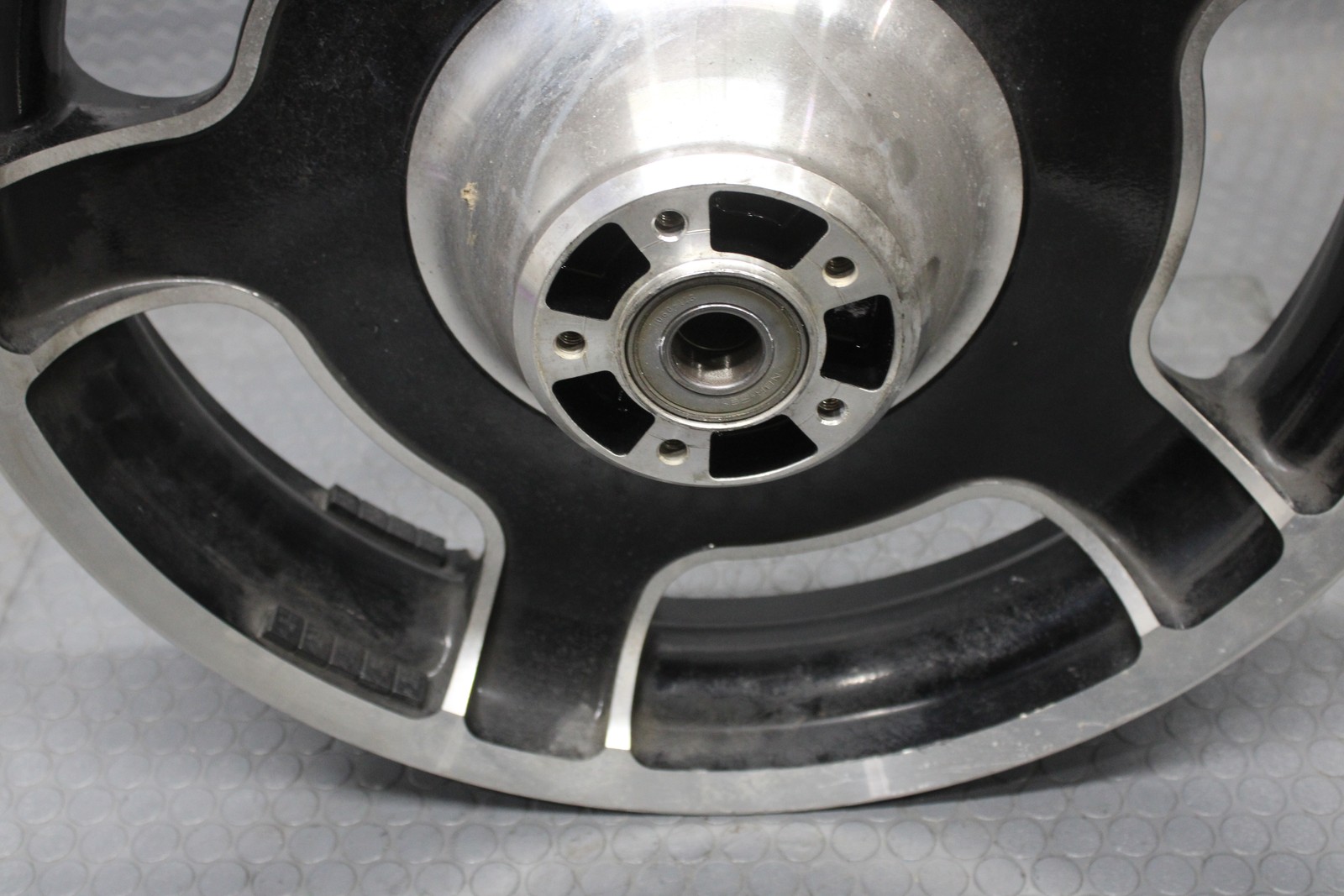2000-2007 Harley Touring Electra Front 5 Spoke 18X3.5 Wheel OEM 43345-00
