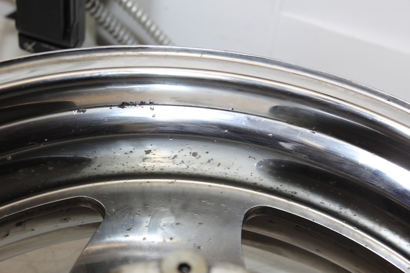 Buell X1 S1 M2 PM Chrome Plated Wheel Set 17×3.5 17×5.5″ Straight Pitting