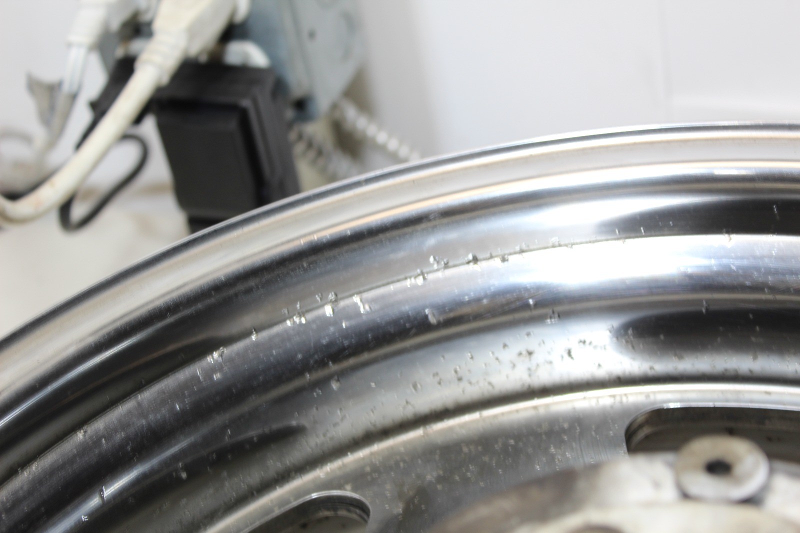 Buell X1 S1 M2 PM Chrome Plated Wheel Set 17×3.5 17×5.5″ Straight Pitting