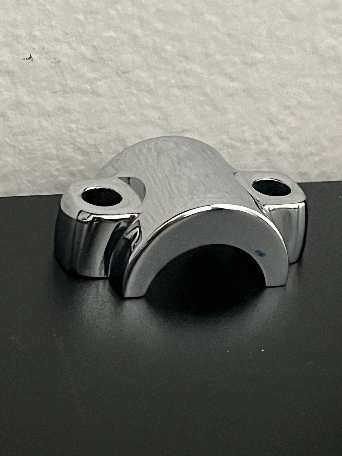 Harley TOURING Custom Chrome 45835-00 holder AXLE clamp 2000 -13 Cap EXCHANGE