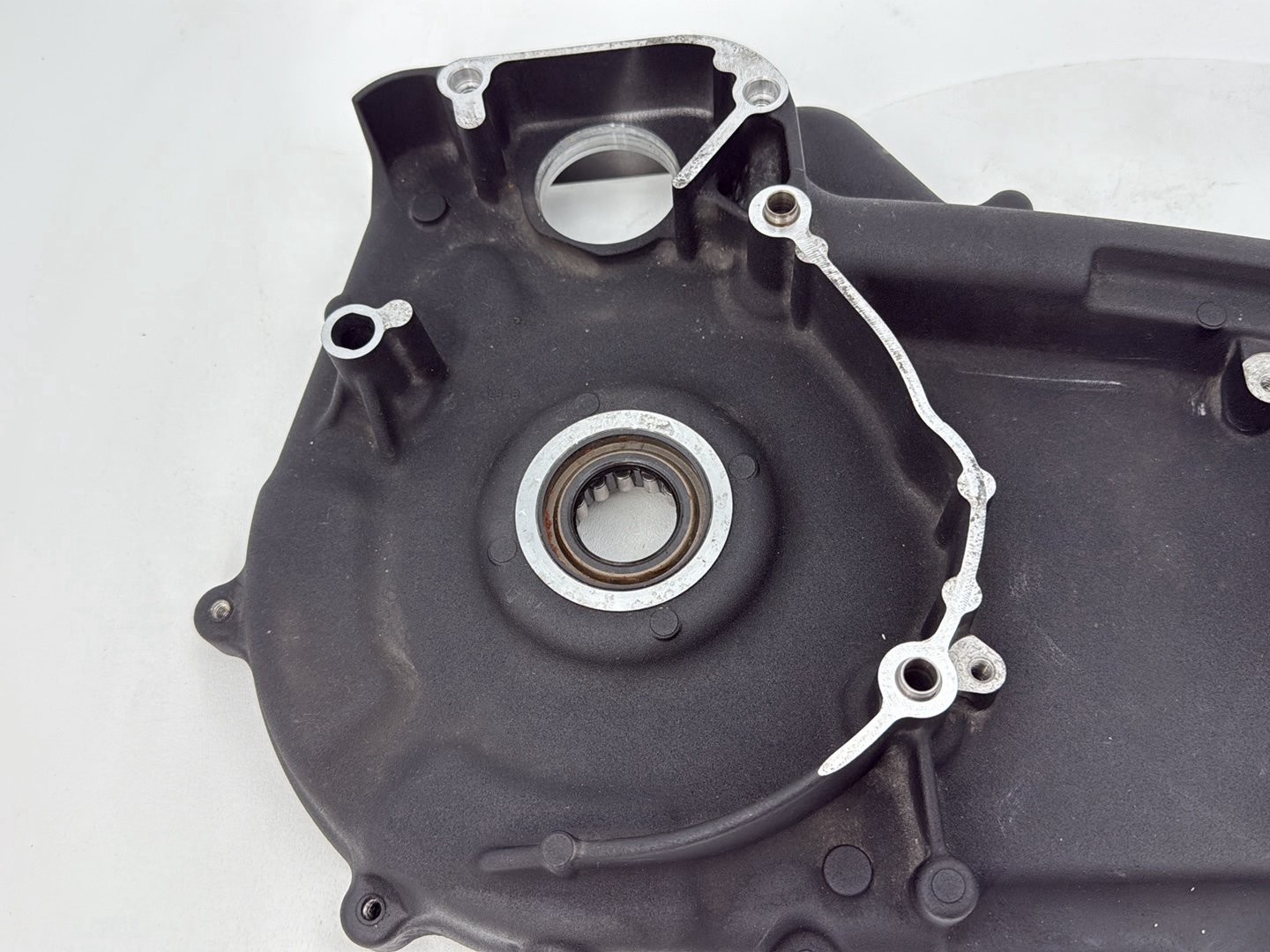 2013 Harley Dyna FXDWG Wide Glide OEM Inner Primary Clutch Cover Black 60681-06C