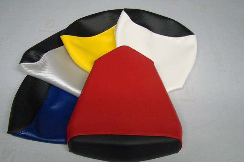 PASSENGER SEAT COVER ON VINYL FOR YAMAHA YZF R6 06 / 07