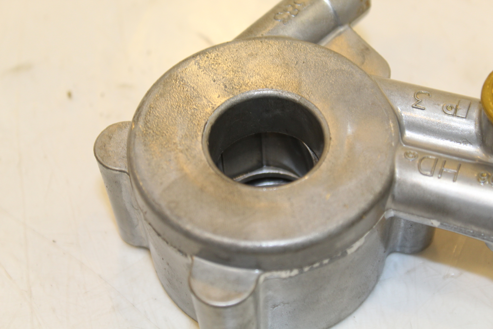 2007 Harley-Davidson Street Glide FLHX Engine Motor Oil Pump 26037-06