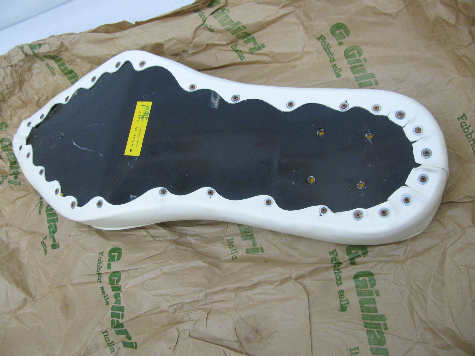 NOS Giuliari White Diamond Seat Chopper Harley Knucklehead Panhead Sportster