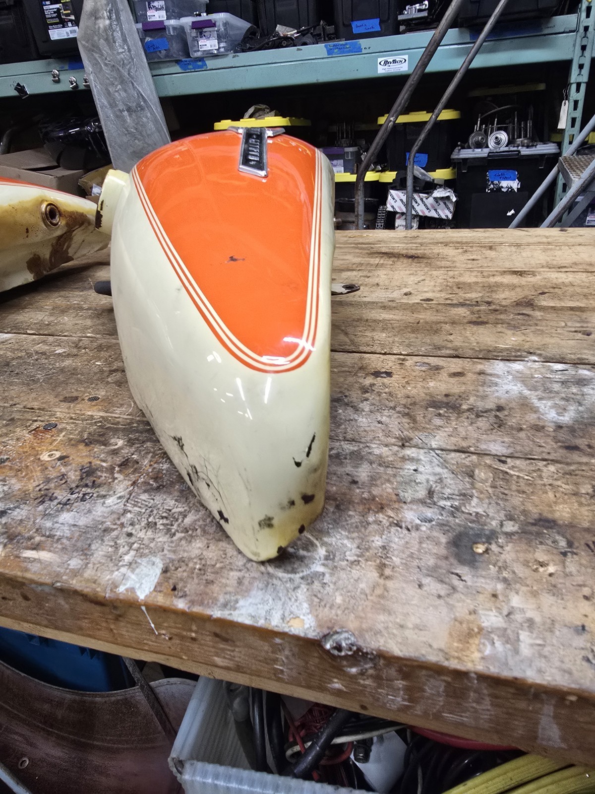 67- 74 Harley Shovelhead 3.5 Gallon Tanks With Panhead Badge’s FX FL FLH OEM