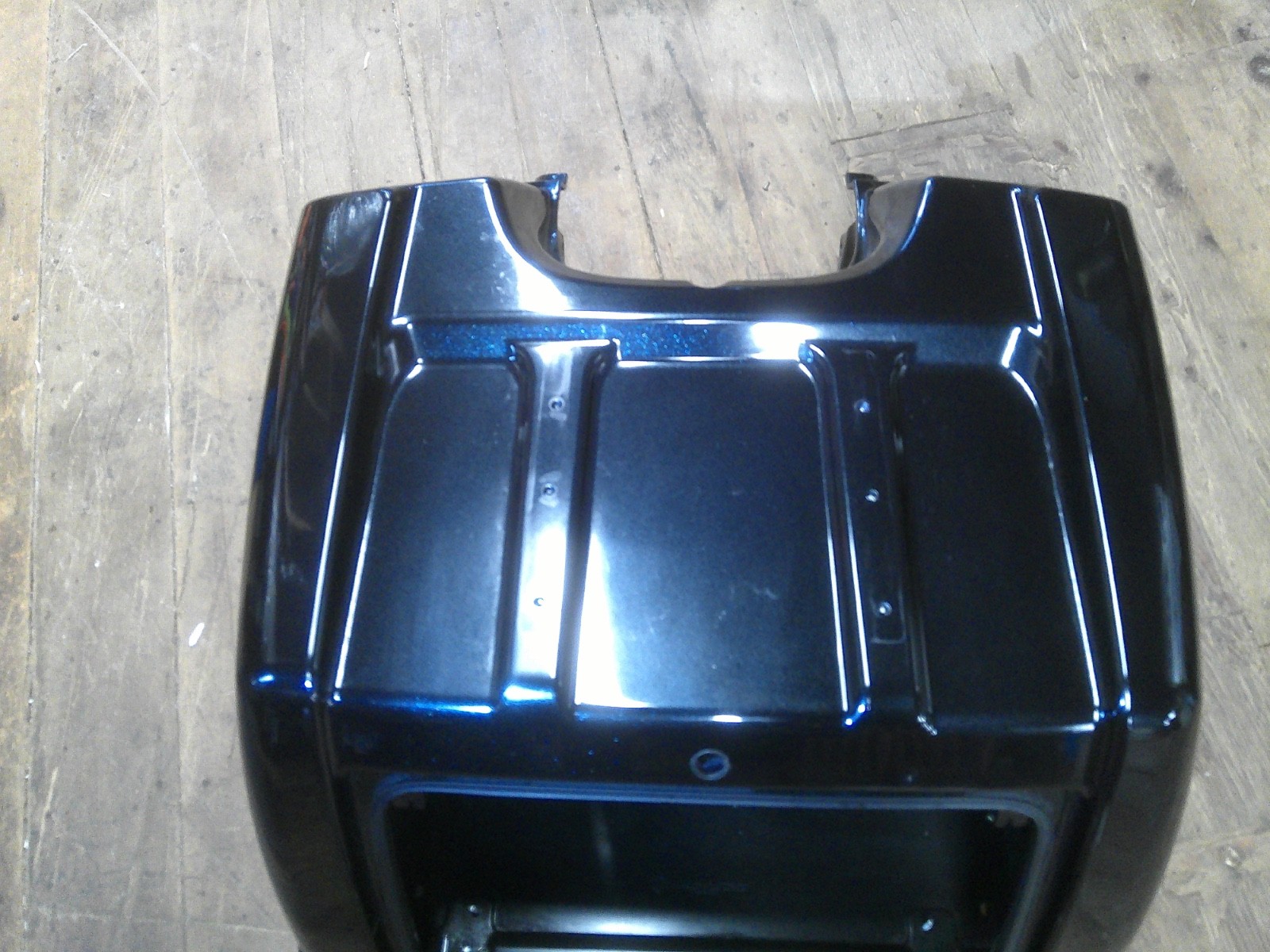 HARLEY DAVIDSON P83318-13DKJ TRIKE REAR BODY ASSEMBLY MIDNIGHT PEARL FLHTCUTG OE