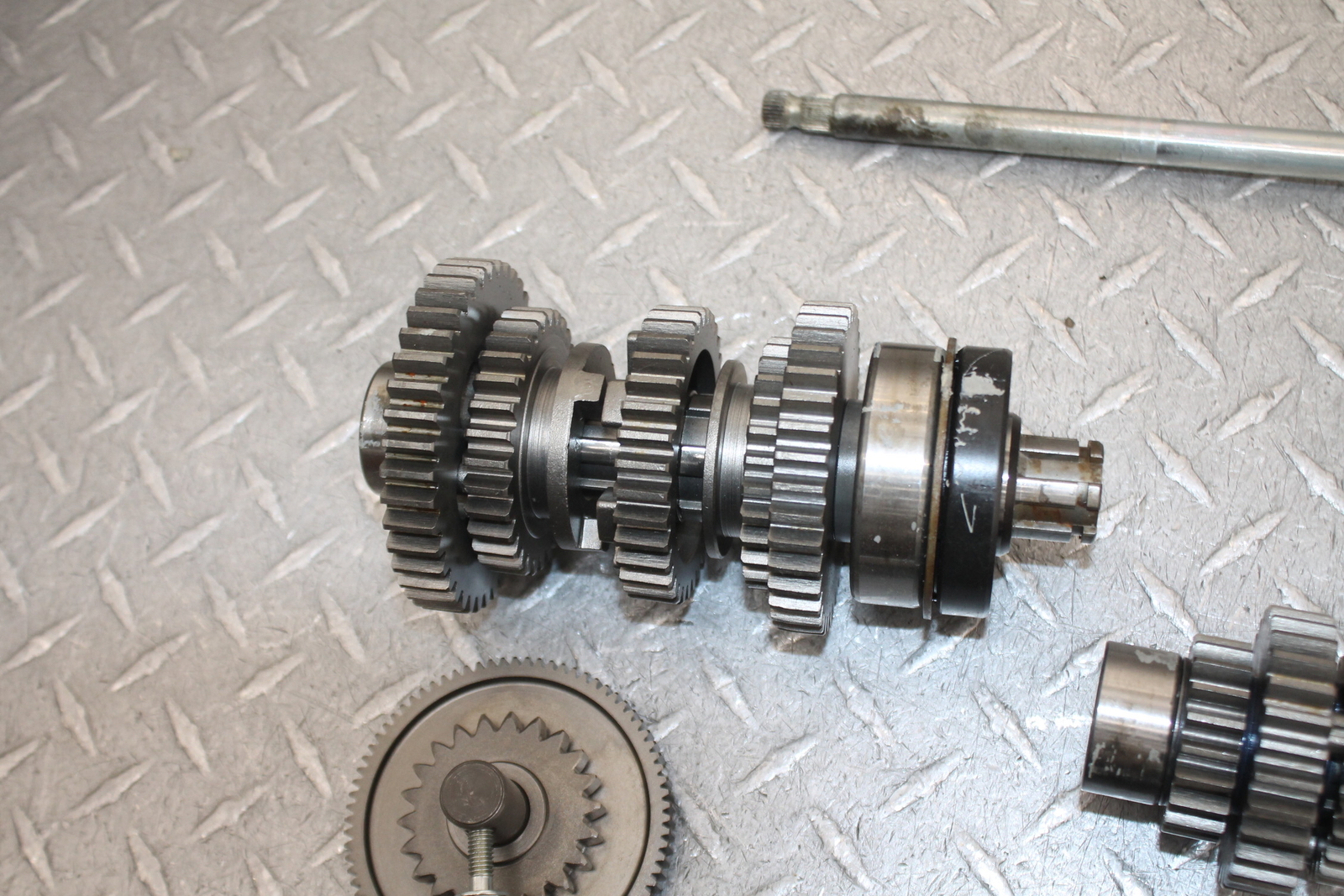 1981 HONDA CM400E ENGINE MOTOR TRANSMISSION TRANNY GEARS