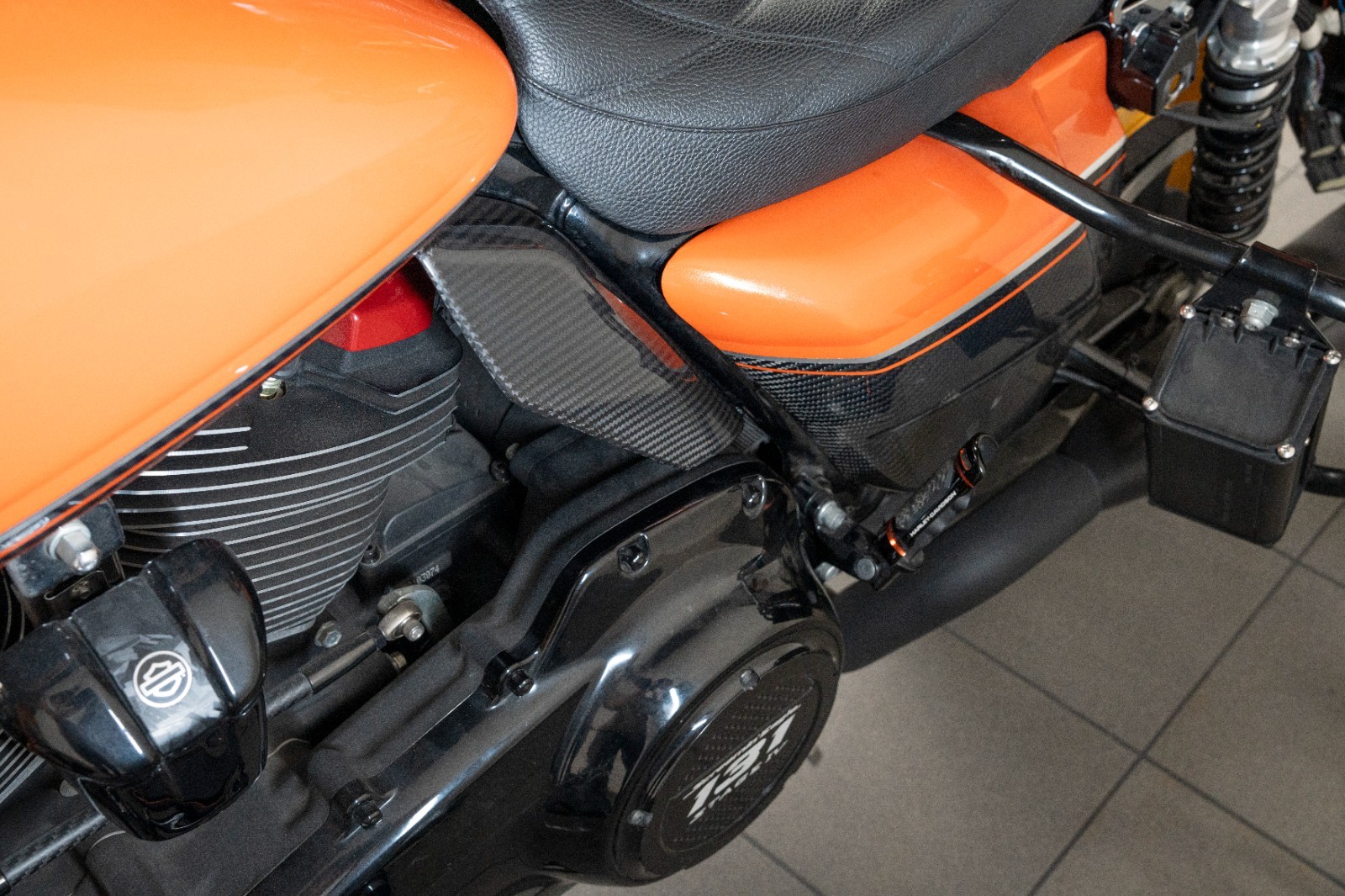 Mid Frame Air Deflector Fit for Harley Touring FLTRX FLHX FLHT 09-26 Carbonfiber