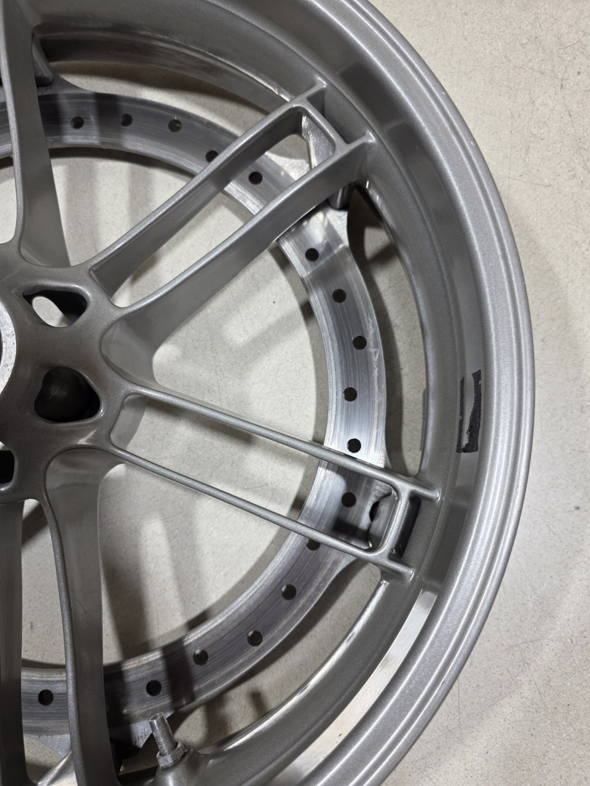 2006 Buell Ulysses XB12 XB12X Front Wheel Rim Magnesium Tone #NV9-80