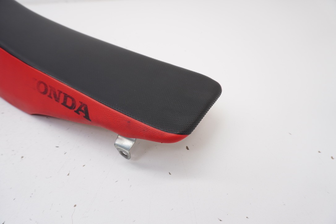 2006 CRF450R Complete Seat Assembly OEM Red/Black Cover Honda CRF 450R #5