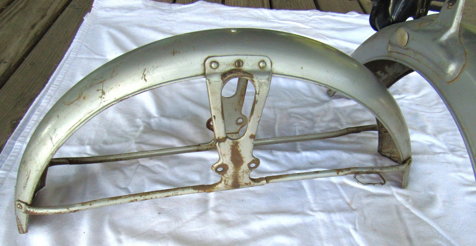 1965 – 1968 Honda S90 FRONT & REAR FENDERS WITH TAILLIGHT