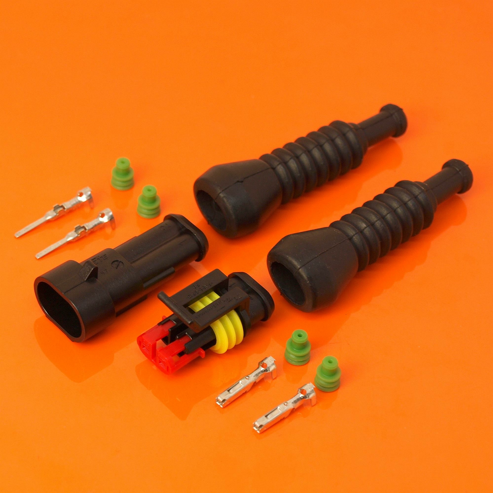 Ducati 2 Way Fan Connector Kit To Fit Fan & Loom Side With Terminals Seals Boots