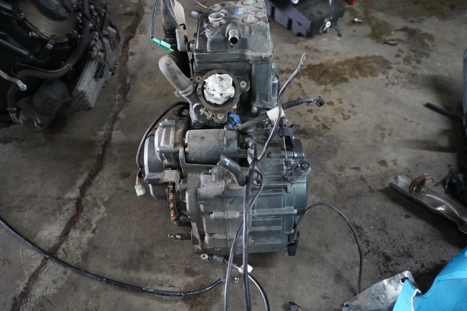 23 KTM 390 RC ENGINE MOTOR M-43