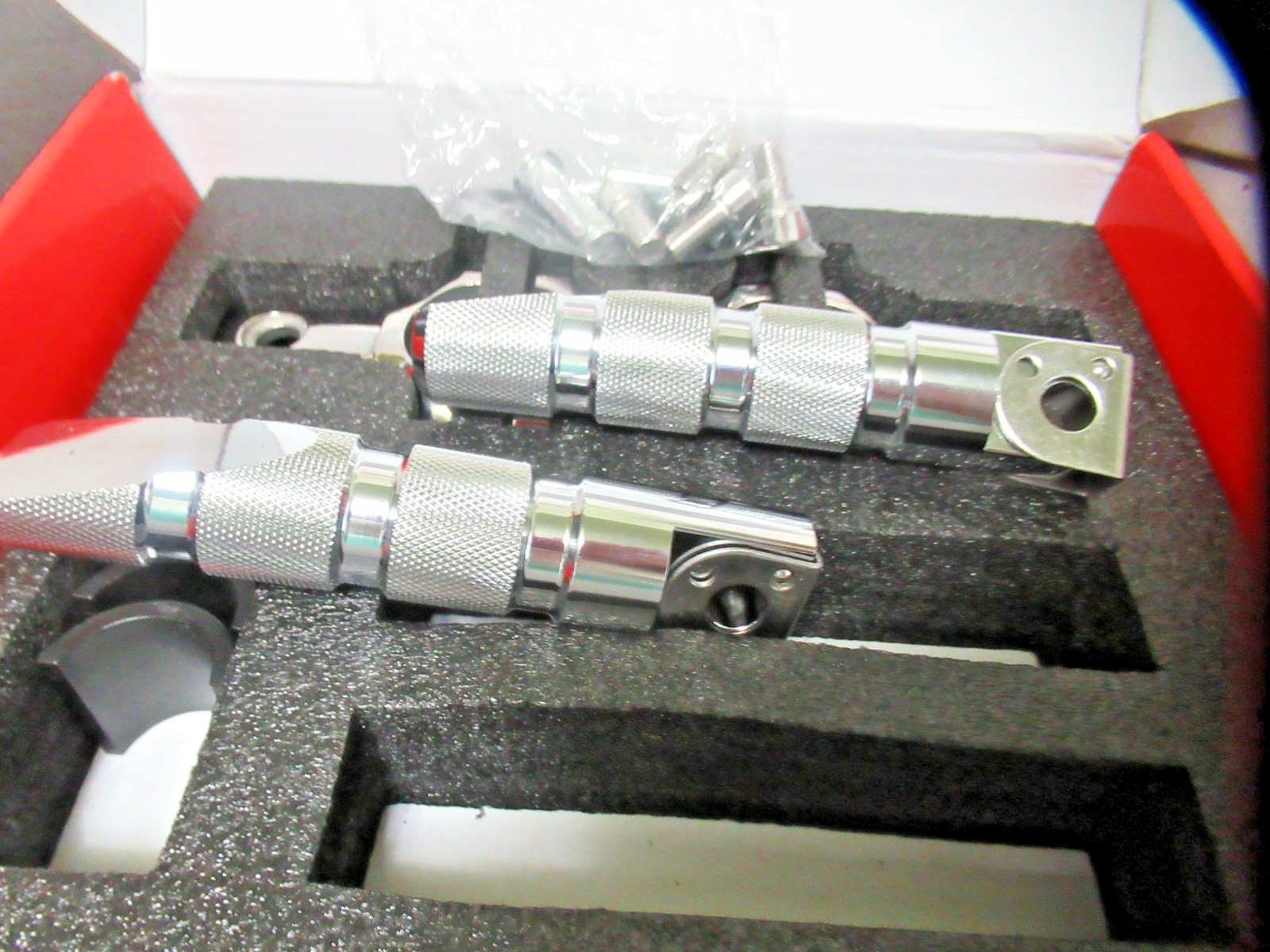 Benlari CNC Highway Pegs Motorcycle Foot 1in 1-1/4in 25mm 32mm Fit Chrome NEW