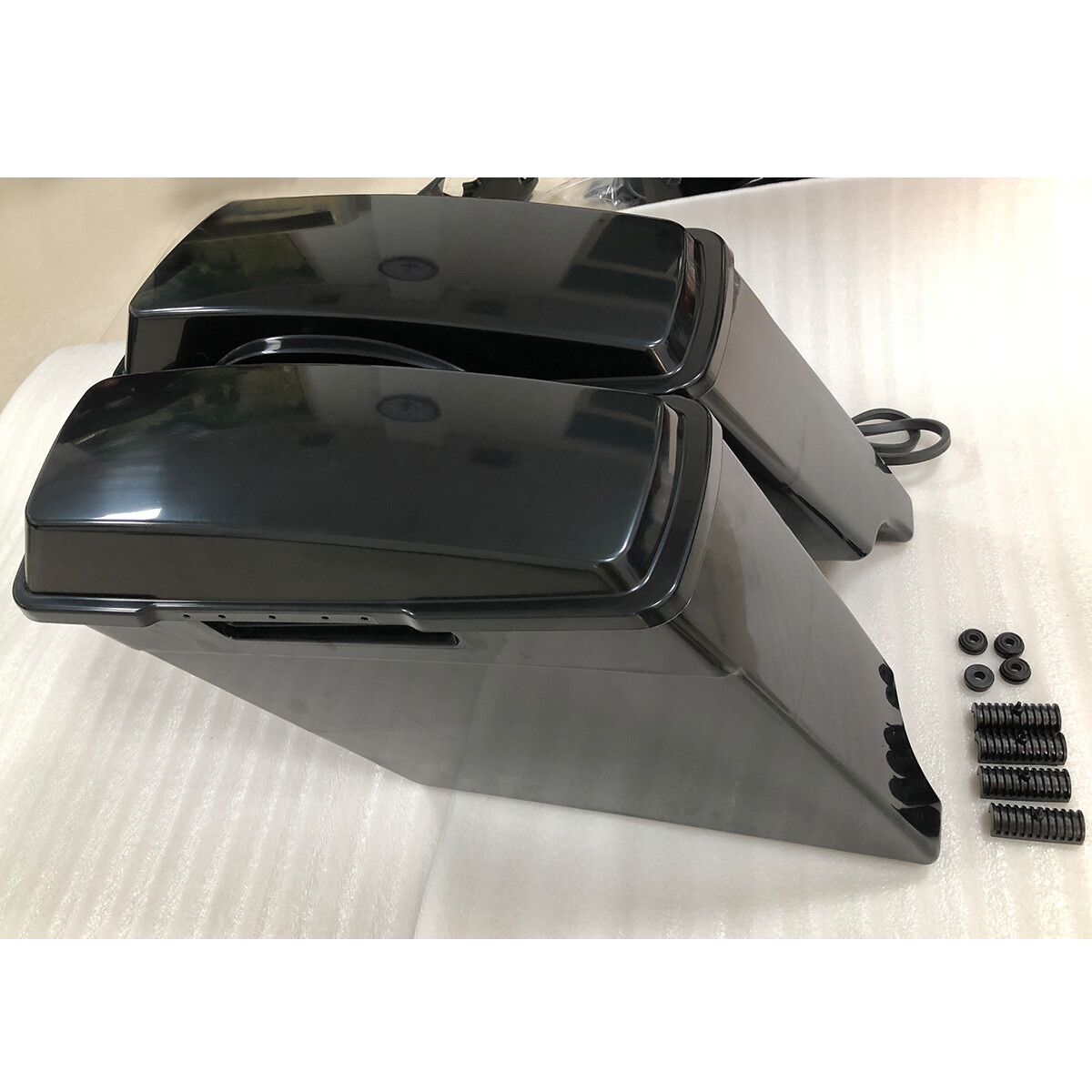 New Style Stretched Extended Hard Saddle Bags Saddlebags Fit For Harley Touring