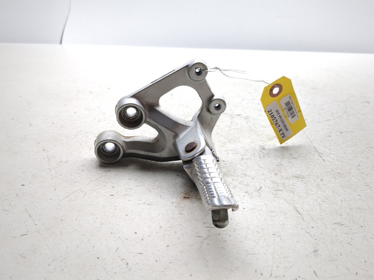 08-10 Suzuki GSXR 600 750 Front Left Driver Peg Rearset 298998