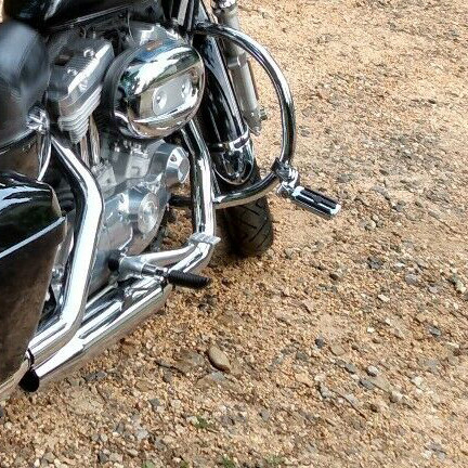 1-1/4″ 1.25″ Motorcycle Highway Crash Bar Foot Pegs Fit For Harley Touring
